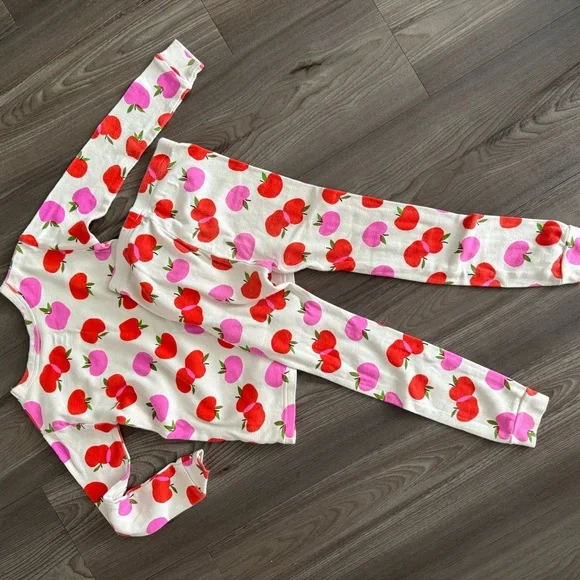Gap Kids Girls Cotton Pajamas 5T Apple Long sleeve - Picture 2 of 3